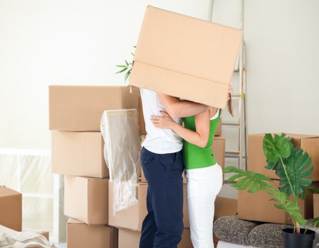Careful removals service for flats and family homes in Chingford